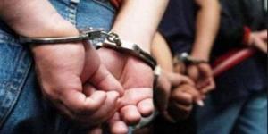 حبس متهم بسرقة حُلي ذهبية ومبلغ مالي من داخل شقة سكنية بالدقي