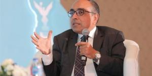 مستشار الاتصالات: فرص عمل جديدة لخريجي الجامعات المصرية