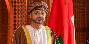 وزير الخارجية العماني: نؤكد التزامنا بنهج الحياد الإيجابي والحوار وتغليب التفاهم بم