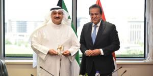 عاجل| مصر تقف مع أشقائها.. وزير الصحة يتواصل مع الكويت ولبنان لإرسال فرق طبية للبلدين