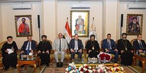 محافظ الإسكندرية ووزير التعليم العالي وقيادات الأمن يشاركون في احتفالات عيد القيامة