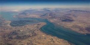 نيويورك تايمز: صعوبة تحديد مواقع الألغام تعرقل إعادة فتح مضيق هرمز