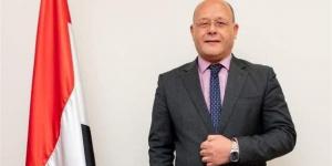 رئيس جامعة سوهاج يهنئ البابا تواضروس الثاني بمناسبة عيد القيامة