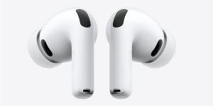 دليل العناية الفائقة.. كيف تحافظ على سماعات AirPods كالجديدة؟