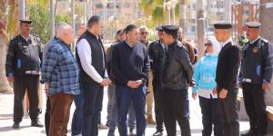 محافظ دمياط يتفقد احتفالات شم النسيم في بنت الشاطئ