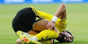 ضربة موجعة.. وسام أبو علي يعلن إصابتة بالرباط الصليبي