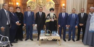 محافظ ومدير أمن سوهاج يختتمان الجولة بتهنئة الأخوة الأقباط بمطرانيات طهطا وطما