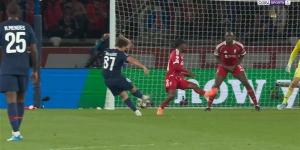 نجم ليفربول يكشف طريقة الريدز أمام باريس