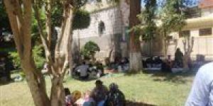 إقبال جماهيري كبير على حديقة الأزهر في شم النسيم وسط أجواء احتفالية