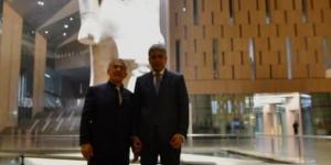 وزير السياحة يستقبل رئيس جمهورية تتارستان ويصحبه في جولته بالمتحف المصري الكبير