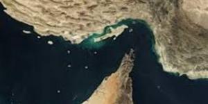 أستاذ قانون دولي: فرض رسوم على المضايق البحرية يهدد الاقتصاد العالمي