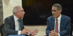 مجلس إدارة "هيئة الاستعلامات" يعقد اجتماعه الأول بعد إعادة تشكيله ويكرم الوزير ضياء رشوان