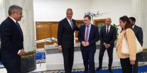 مصر للطيران تبحث آليات التمويل والتوسع في السوق الأوروبية