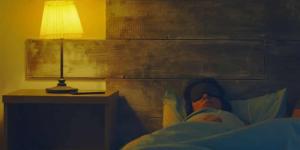 نصائح لتعزيز صحة النوم والتخلص من الأرق