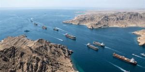 مسؤولان أمريكيان يكشفان مواقع تمركز قوات حصار مضيق هرمز