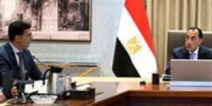 رئيس الوزراء: البرنامج الوطني لتنمية صناعة السيارات يُعزز اهتمام الدولة بملف التوطين