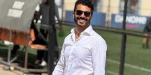 خالد النبوي يثير حماس جمهوره بصور جديدة