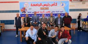 رئيس جامعة كفرالشيخ يشهد ختام بطولة كأس رئيس الجامعة والطب البيطري يحصد ذهبية كرة القدم الخماسية
