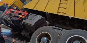 سقوط حمولة "أسفلت ساخن".. بغرب الاسكندرية يتسبب باعاقة المرور