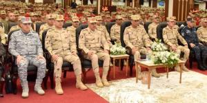 وزير الدفاع: القوات المسلحة والشرطة جناحي الأمة في الحفاظ على استقرار الوطن