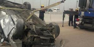 شلل مروري مؤقت ونقل مصابين للمستشفى.. تفاصيل حادث تصادم محور 'أبو ذكري'