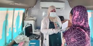 الكشف على 700 حالة وتقديم 2300 خدمة لأهالي قرية نصر جمعة ببني سويف