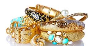 أسعار الذهب ترتفع في مصر رغم ضغوط الفائدة عالميًا