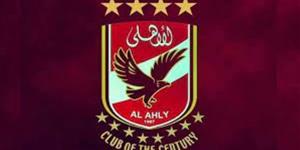 النجومية أصبحت عبئًا على الأهلي.. تصريحات نارية من فنان شهير تثير الجدل