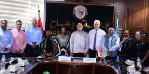 رئيس جامعة سوهاج يوقع بروتوكول تعاون مع جامعة نورث ويست