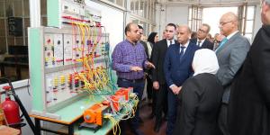 وزير العمل يعلن عن 1200 منحة تدريبية مجانية لتأهيل الشباب لسوق العمل