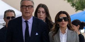 أليك بالدوين يواجه محاكمة جديدة بتهمة إطلاق النار في فيلم "راست"