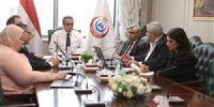 وزير الصحة يراجع المقترح النهائي للمنصة الرقمية الداخلية لمتابعة المشروعات القومية