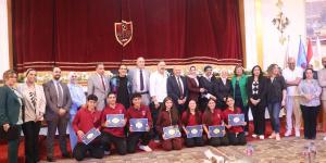 نقيب المعلمين يشهد حفل إطلاق رقمنة المعاهد القومية