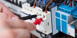 غرامة عدم تركيب عداد كهرباء قانوني في مصر 2026.. العقوبة كاملة