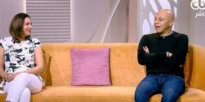 ضياء عبدالخالق وزوجته يكشفان تفاصيل أول لقاء وبداية قصة ارتباطهما