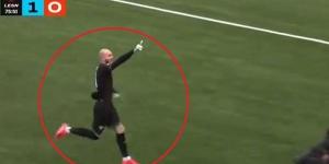 هدف من 100 متر ولقطة إنسانية مؤثرة.. حارس روسي يخطف الأنظار ويحتفل مع والدته