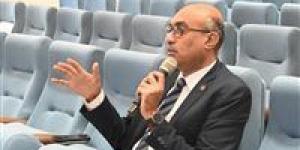 بعد قرار إدراج الممتنعين عن سداد النفقة على قوائم المنع من السفر.. النائب إيهاب منصور لـ تحيا مصر: خطوة مهمة وتحتاج إلى تطوير شامل للمنظومة