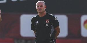 غضب داخل الأهلي بسبب إجازات توروب