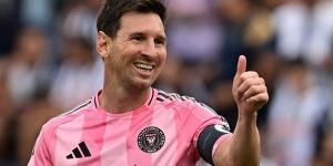 ميسي يواصل التألق في أمريكا.. ثنائية جديدة وجائزة مستحقة