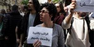 أزمة الموظفين في سوريا.. قرار إنهاء العقود يهدد آلاف العائلات بقطع مصدر رزقها