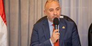 رئيس برلمانية الشعب الجمهوري يوافق مبدئيًا على قانون حماية المنافسة ويؤكد: المشروع رسالة طمأنة للمستثمر الوطني والأجنبي