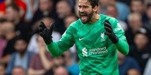 يوفنتوس يستهدف أليسون بيكر لتدعيم حراسة المرمى