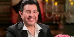 بدأت في التحسن.. تطورات الحالة الصحية لـ هاني شاكر| خاص