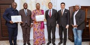 السفير محمد الحلواني يعزز العلاقات المصرية الغينية من قلب المؤسسات التدريبية بالقاهرة