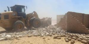 إزالة تعديات بمساحة 13,550 متر بقرية "العليقات" بقوص