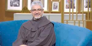 إهداء خالد الصاوى وسماح أنور جائزة الريادة.. «وريهام عبد الغفور وأمينة خليل» أفضل أدوار نسائية