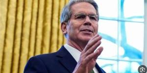 وزير الخزانة الأمريكي: سنواصل جهود إضعاف النظام الإيراني اقتصاديا