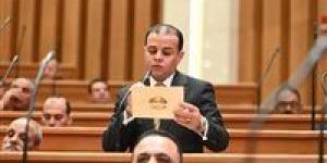 مدحت الكمار: تحرير سيناء علامة فارقة في تاريخ الوطن وتجسيد لقدرة المصريين على حماية الأرض