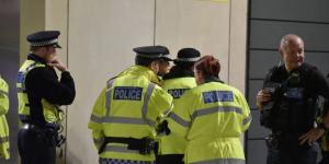 «القبض على منفذ الهجوم».. التفاصيل الكاملة لحادث طعن قرب كنيس يهودي في لندن