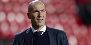 تقرير: بيريز حاول إعادة زيدان لتدريب ريال مدريد خلفًا لـ «ألونسو»
